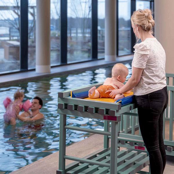 Rea kunststof baby aankleedtafel, 95x60x95 cm Rea kunststof baby aankleedtafel, 95x60x95 cm